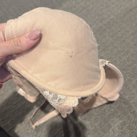 Natori • NWOT Lace Trim Pink Bra - Picture 6 of 7